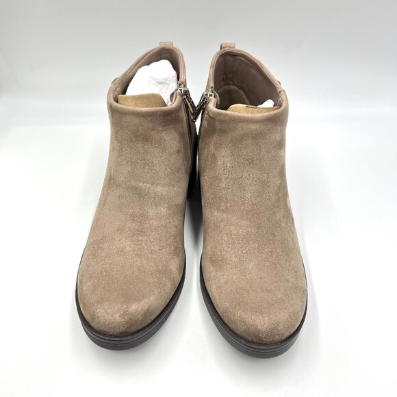 Bzees Womens Size 8.5 Other Half Light Brown Microsuede Ankle Boot Booties Shoes - Picture 2 of 13